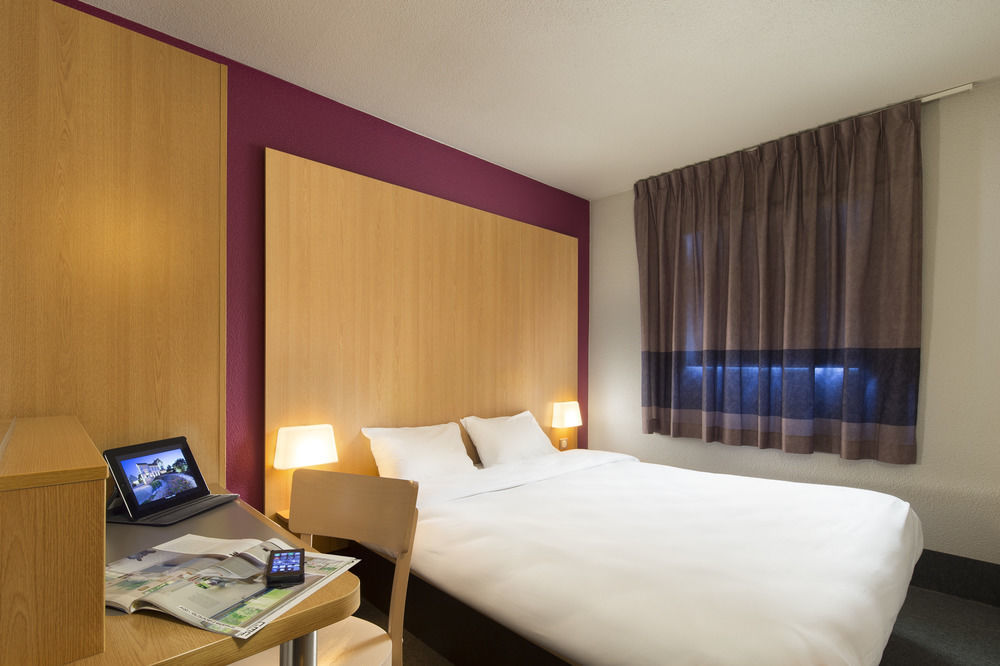 B&B Hotel Le Puy-En-Velay Vals-pres-le-Puy Exterior photo